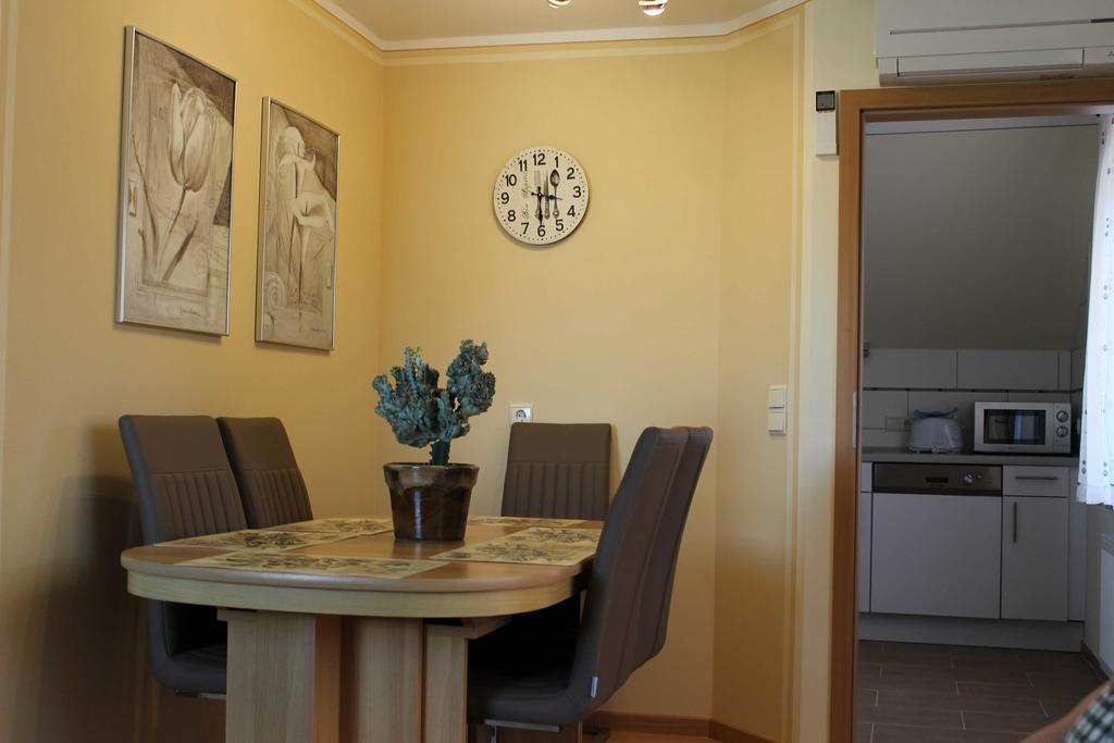 Ferienwohnung Fleck Rust Bagian luar foto